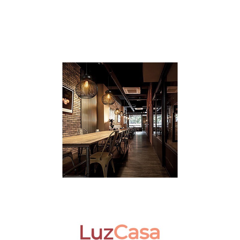 Luminária pendente de metal com design retrô