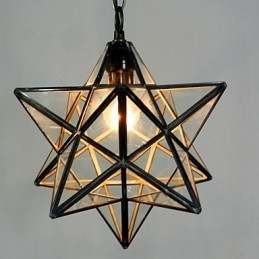 O lustre de luz estrela do Pentágono contraído e contemporâneo