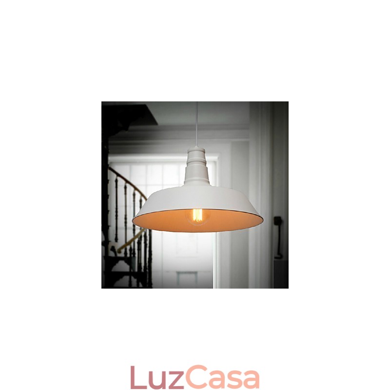 Luminária pendente de metal com design retrô