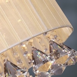 Elegante luminária pendente de cristal com 4 luzes