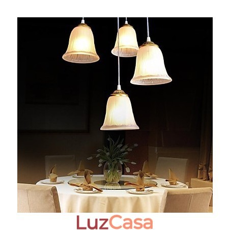 Pingente de bronze com quatro luzes, padrão de vidro, abajur europeu, retrô, clássico Pingente de bronze com quatro luzes, padrão de vidro, abajur europeu, retrô, clássico