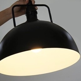 Luminária pendente de metal com pintura rústica Lodge