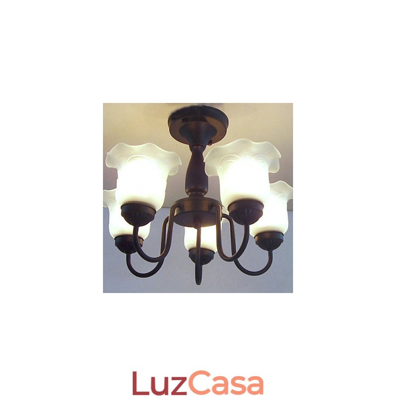 Lustre de metal com pintura clássica tradicional