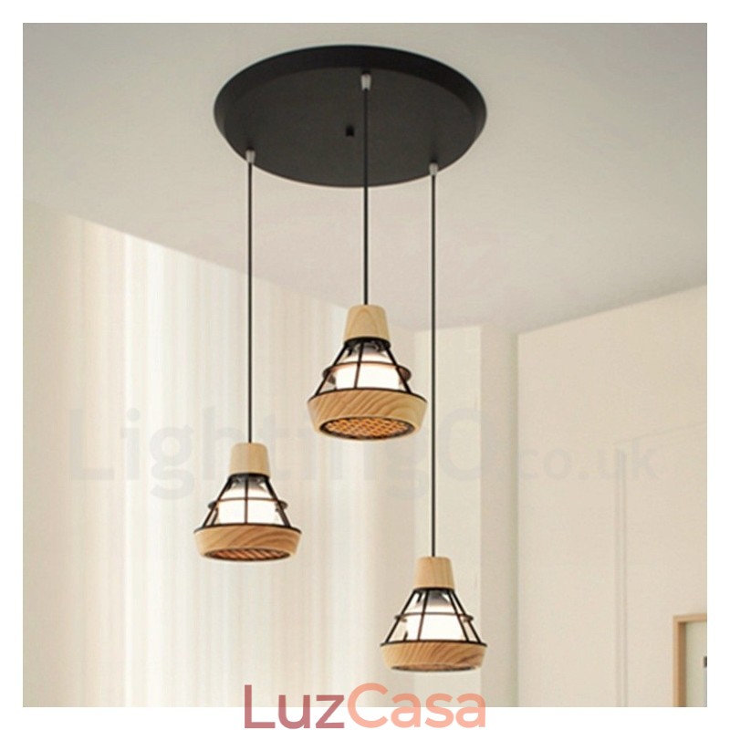 Luminária pendente de madeira e metal para sala de jantar