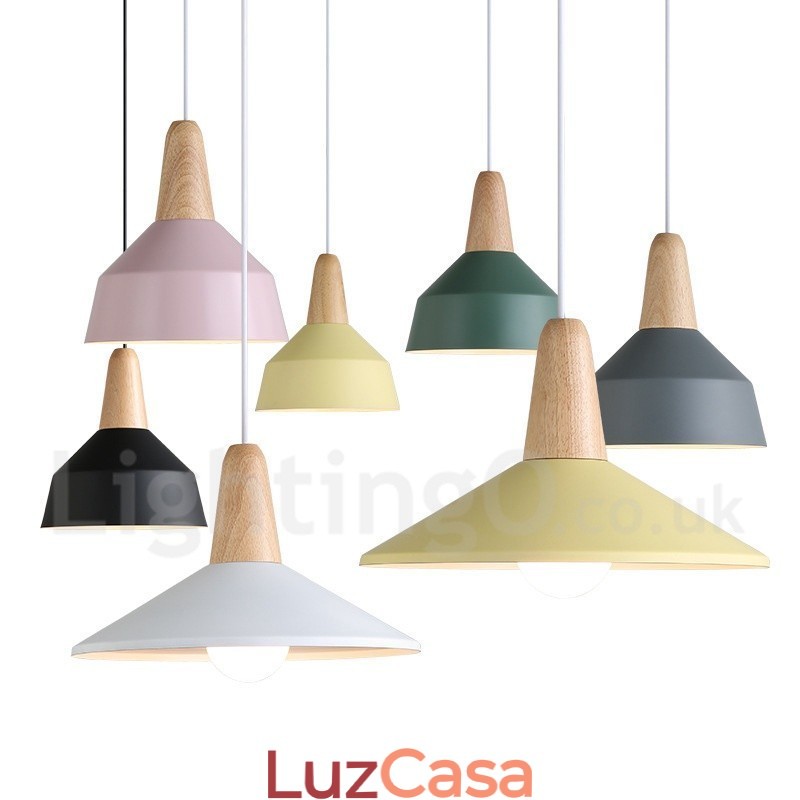 Luminária pendente moderna contemporânea de madeira e metal multicolorida