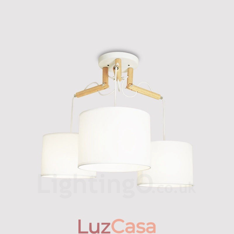 Luminária pendente moderna contemporânea de madeira com 3 luzes e cúpula de tecido