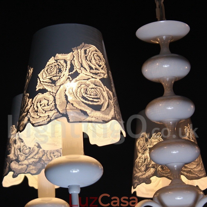 Lustre moderno contemporâneo de 5 luzes estilo vela branca vazada
