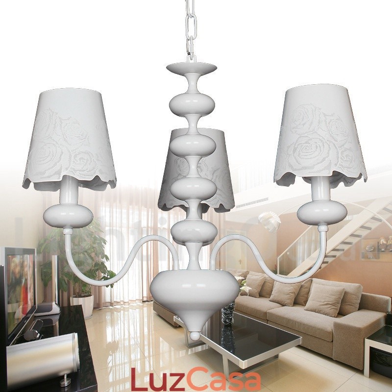 Lustre moderno contemporâneo de 3 luzes estilo vela branca vazada