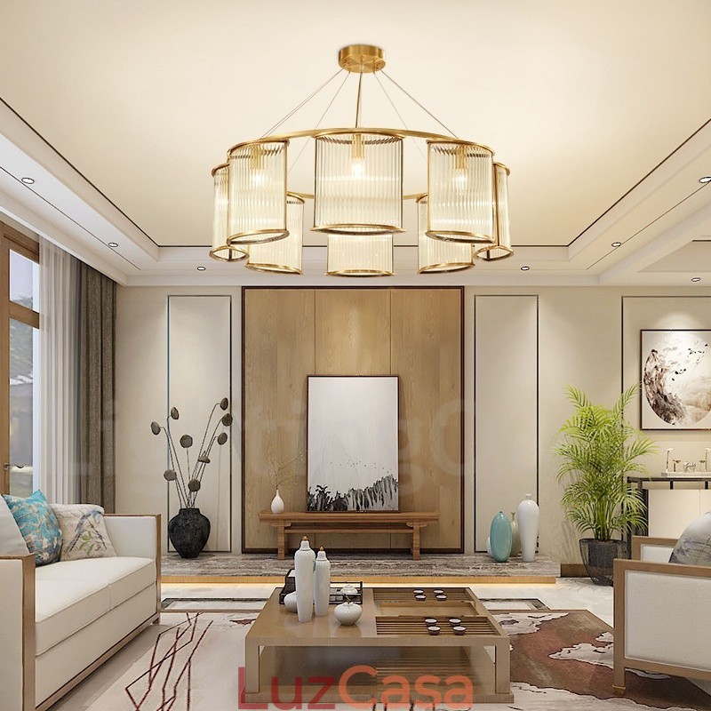 Lustre de pingente de latão luxuoso retrô rústico de 8 luzes com cúpula de vidro