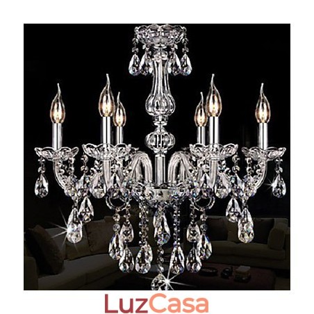 Lustre de luxo com 6 luzes em destaque Lustre de luxo com 6 luzes em destaque