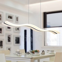 Luminária pendente linear regulável com controle remoto e design moderno