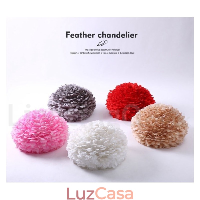 Lustre de penas multicolorido moderno e contemporâneo