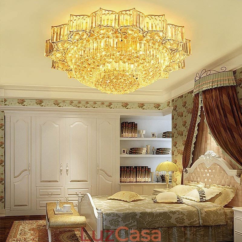 Elegante lustre de cristal redondo embutido em forma de flor