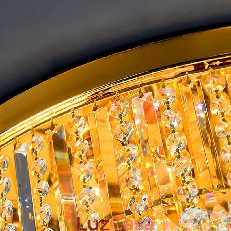 Elegante luminária embutida de teto em cristal dourado