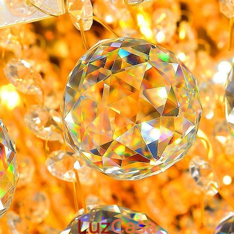 Elegante luminária embutida de teto em cristal dourado