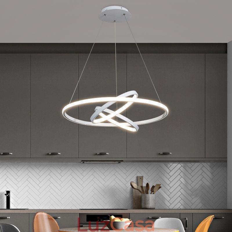 Lustre moderno regulável com 3 anéis de iluminação pendente