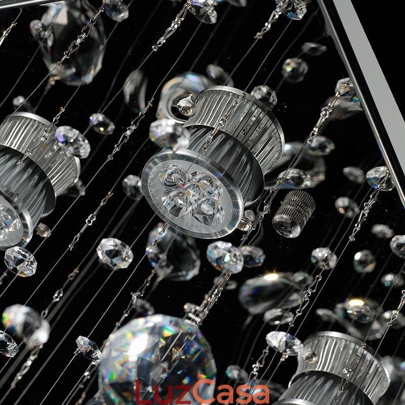 Lustre de cristal moderno com luz de teto embutida