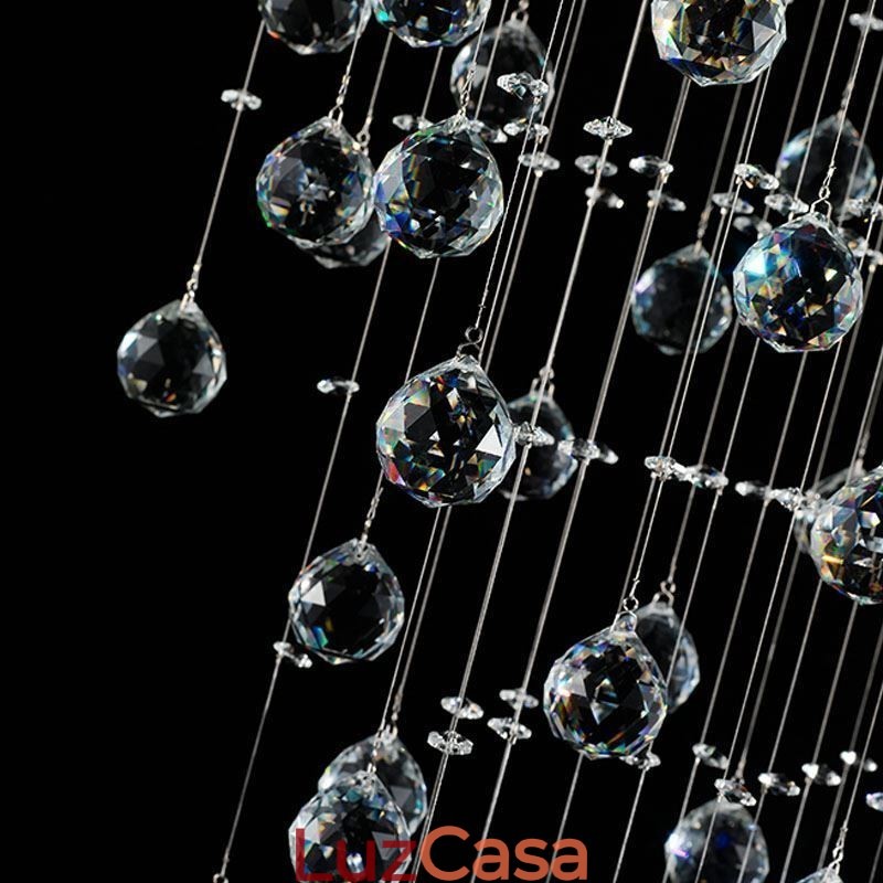 Lustre de cristal moderno com luz de teto embutida