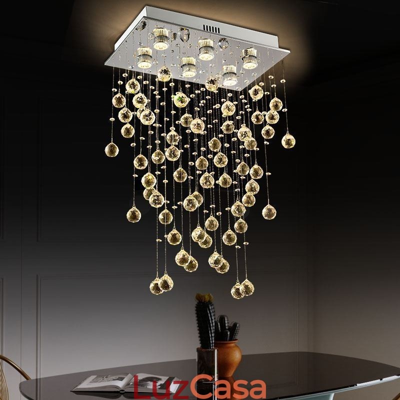 Lustre de cristal moderno com luz de teto embutida