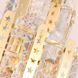 Lustre de cristal com detalhe em ferro dourado vazado