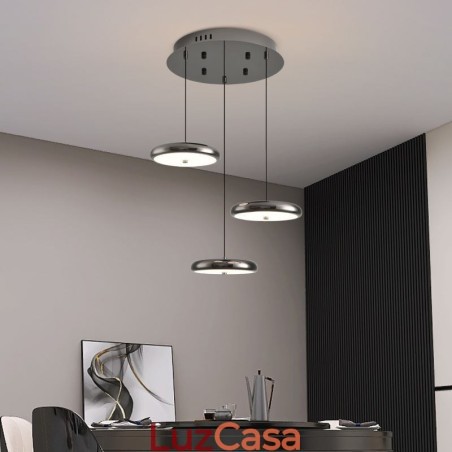 Luminária pendente com três luzes de cabeça redondas Luminária pendente com três luzes de cabeça redondas