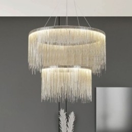 Lustre redondo com pingente de borla de luxo