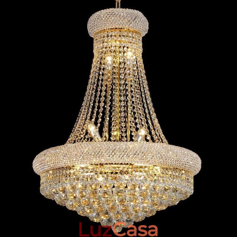 Lustre em forma de coroa, luxuoso pingente de cristal