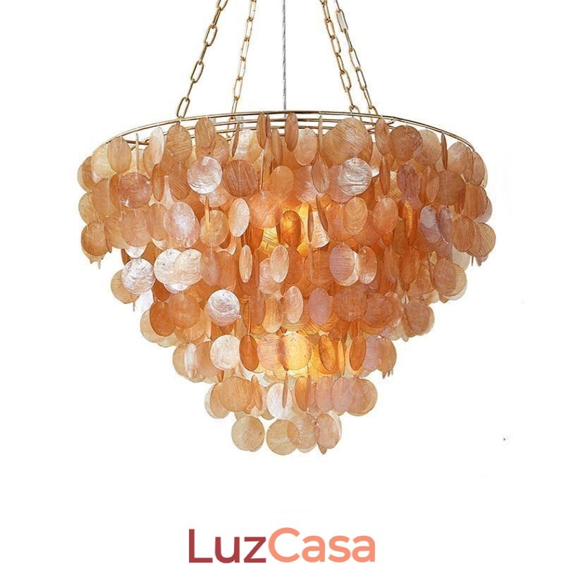 Lustre de concha natural redondo em camadas pendurado marrom claro preto
