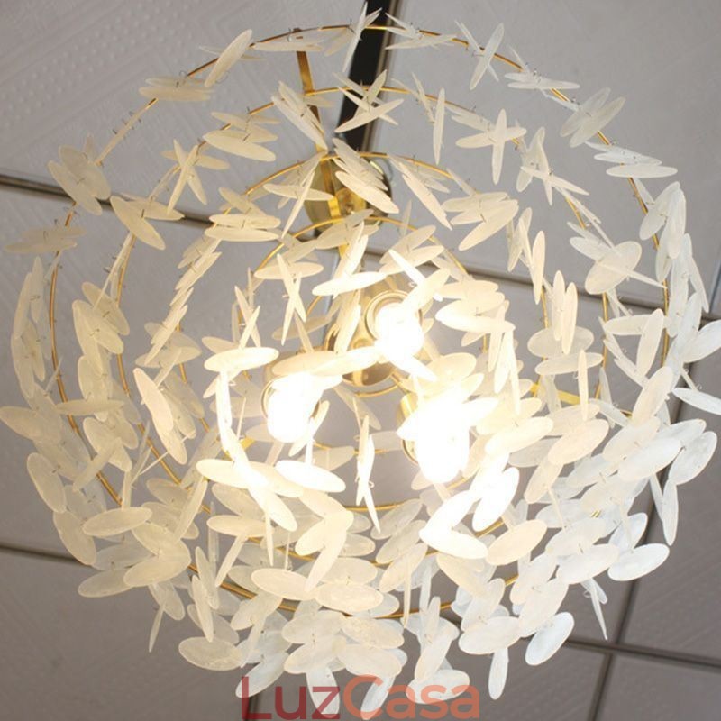 Luminária pendente de concha europeia
