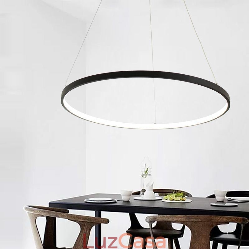 Pendente de acrílico em forma de círculo