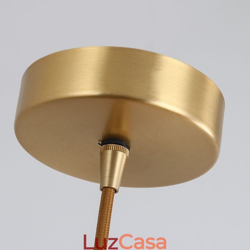 Luminária pendente simples e moderna de latão