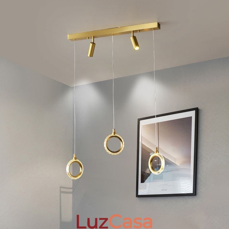 Luminária pendente de acrílico com anel de luz e holofote