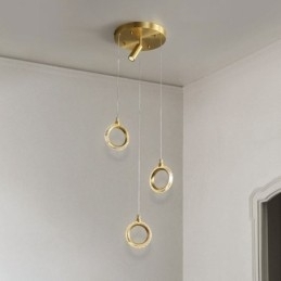 Luminária pendente de acrílico com anel de luz e holofote