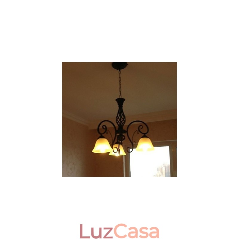Lustre de metal com pintura rústica Lodge