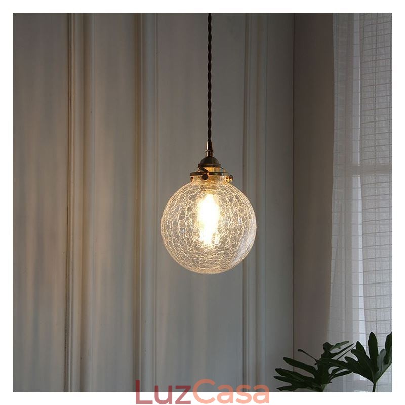 Luminária pendente de vidro moderna com craquelamento no teto