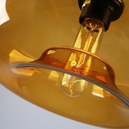 Característica moderna 1 pingente de luz com cúpula de vidro transparente