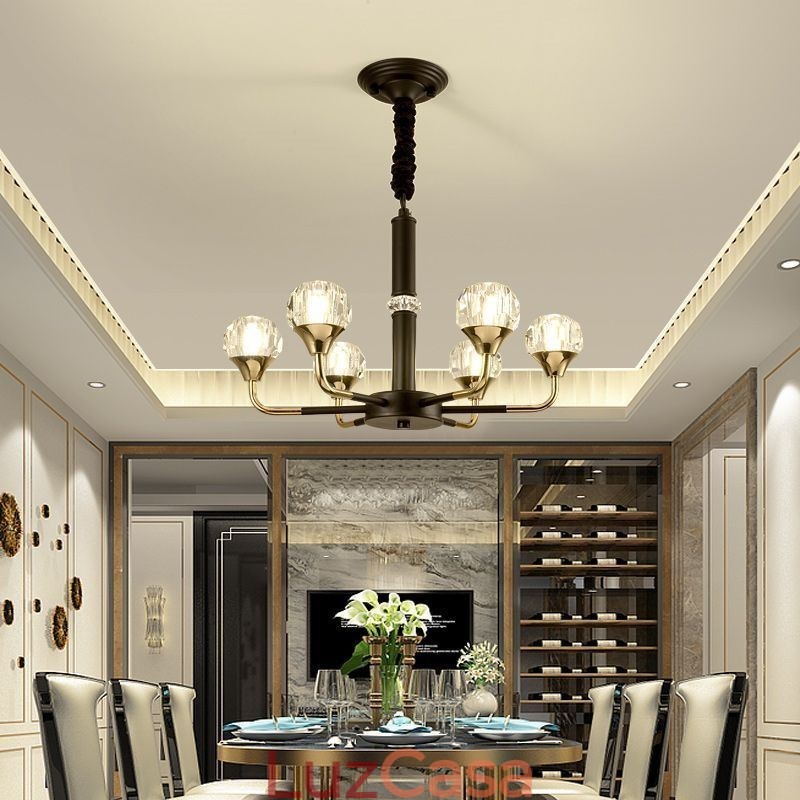 Lustre de cristal moderno e elegante