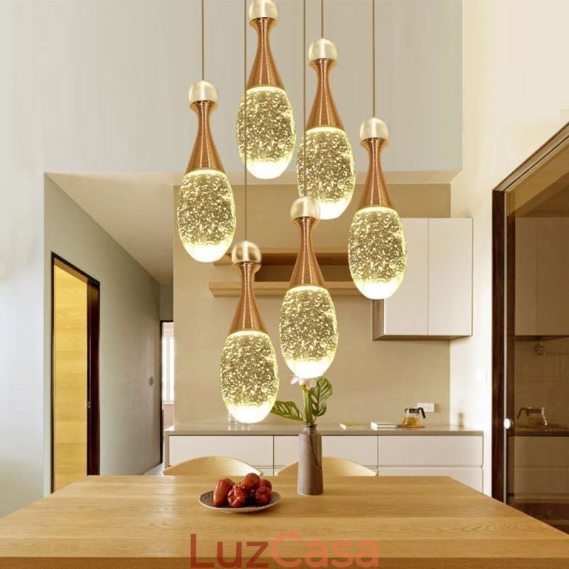 Iluminação pendente de cluster de lágrima de vidro com sementes
