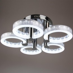 Lustre de acrílico com 5 luzes (acabamento cromado)