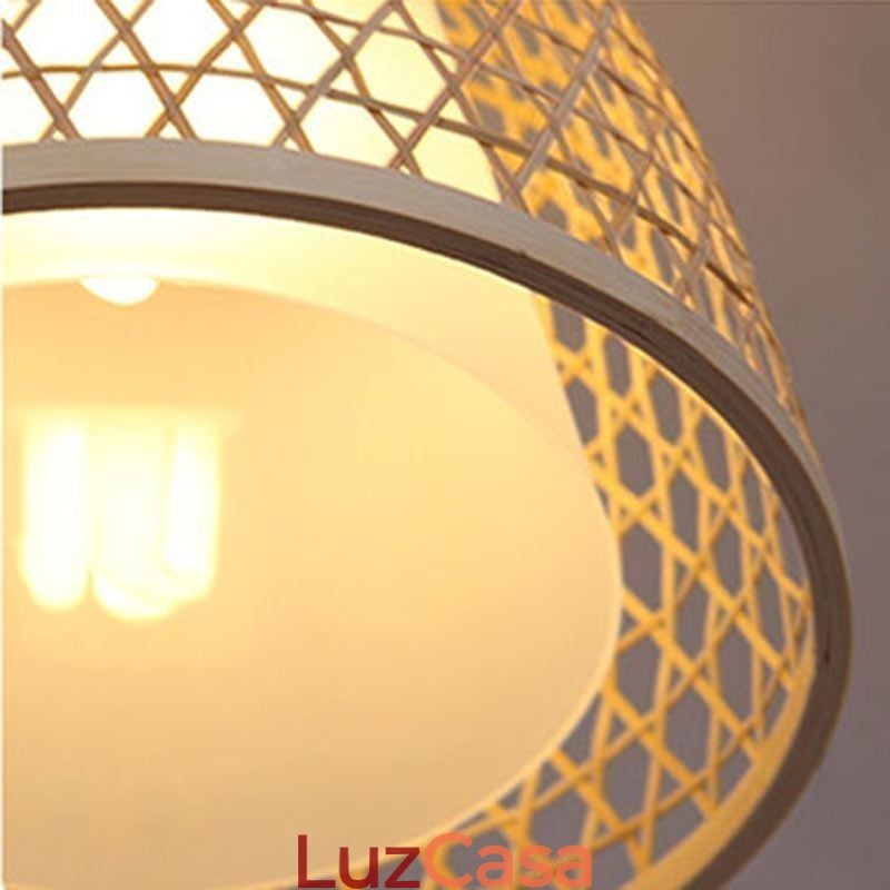 Luminária pendente de bambu com cúpula de conforto visual
