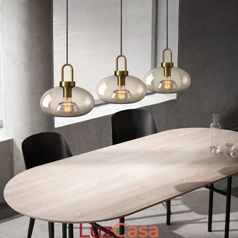 Luminária pendente de 3 luzes com ilha de sombra de vidro