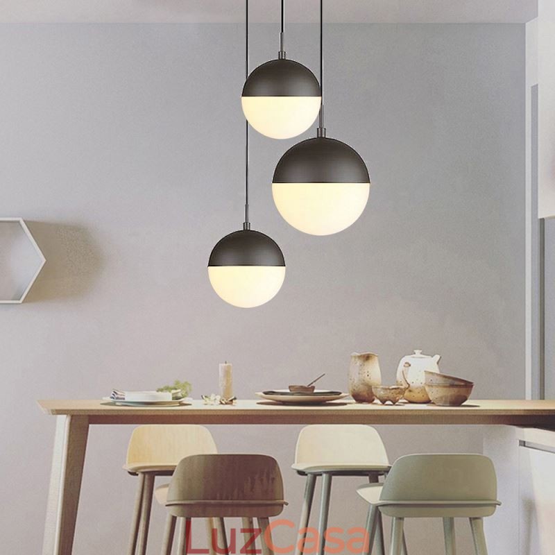Ideias modernas de luminária pendente de bola de vidro para ilha