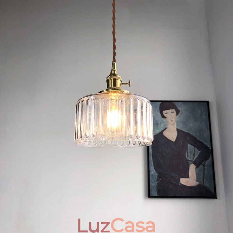 Luminária pendente de vidro transparente com nervuras e interruptor giratório