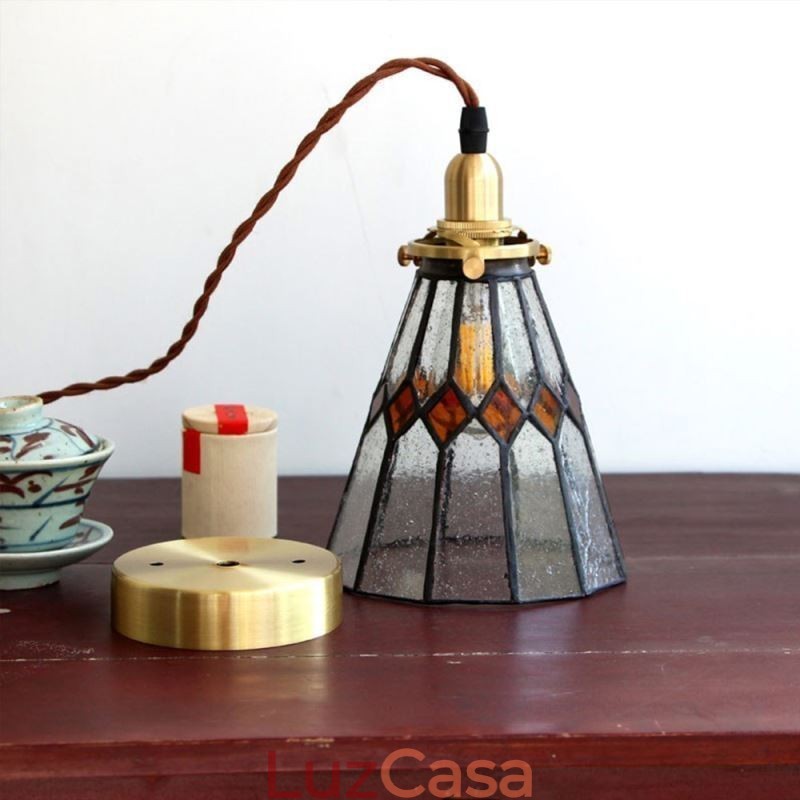 Luminária de teto rústica com pingente de vidro colorido