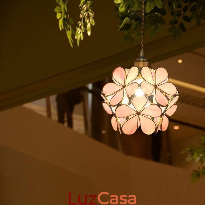 Luminária pendente criativa nórdica de vidro para iluminação doméstica em forma de pétala