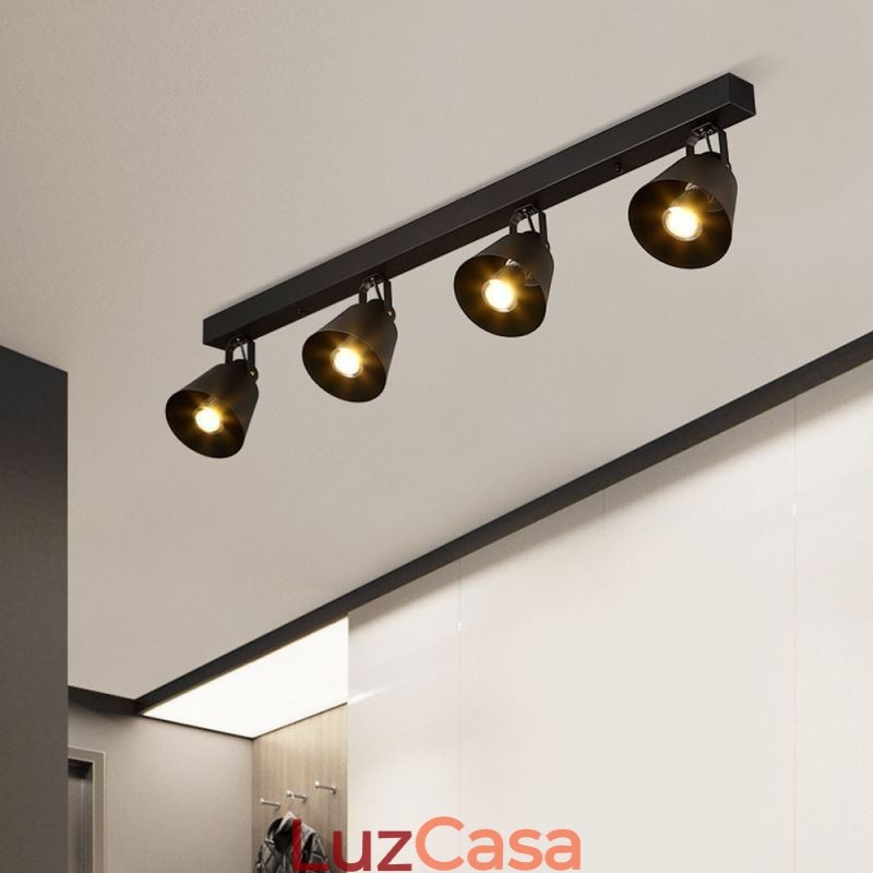 Iluminação de trilho de ferro industrial com holofotes vintage rústicos