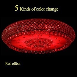 Luminária de teto redonda de cristal absorvente com cúpula de 80 cm de diâmetro e contém 15 lâmpadas
