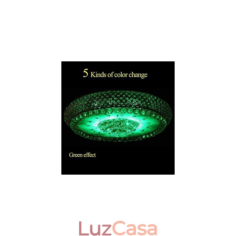 Luminária de teto redonda de cristal absorvente com cúpula de 80 cm de diâmetro e contém 15 lâmpadas