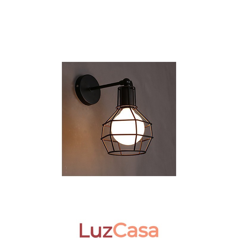 Restaurando os modos antigos é a velha lâmpada de rua, varanda, corredor, pote de ferro forjado, luminária de parede