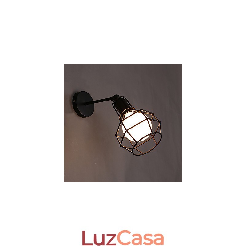 Restaurando os modos antigos é a velha lâmpada de rua, varanda, corredor, pote de ferro forjado, luminária de parede